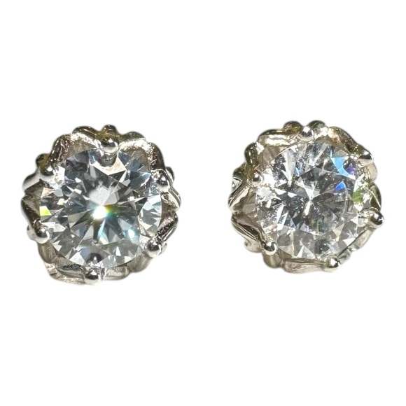 1.6 ctw Moissanite 925 Sterling Silver Stud Earrings Flower Mount Post NEW F1 - Picture 3 of 10